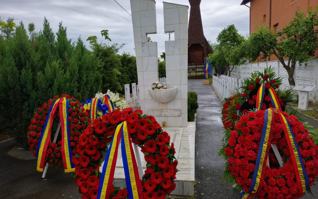 Protejat: Ceremonia de cinstire a Eroilor Revoluției Române din Decembrie 1989, desfășurată la Monumentul Eroilor din Popești-Leordeni de Ziua Praznicului Înălțării Domnului și a Zilei Eroilor