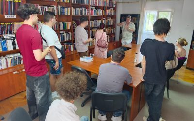 Studenții de la Istorie cercetează și descoperă adevărurile trecutului recent la Institutul Revoluției Române din Decembrie 1989